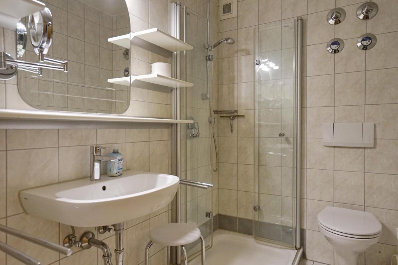 Seemeile 3 2 Busum Bagian luar foto